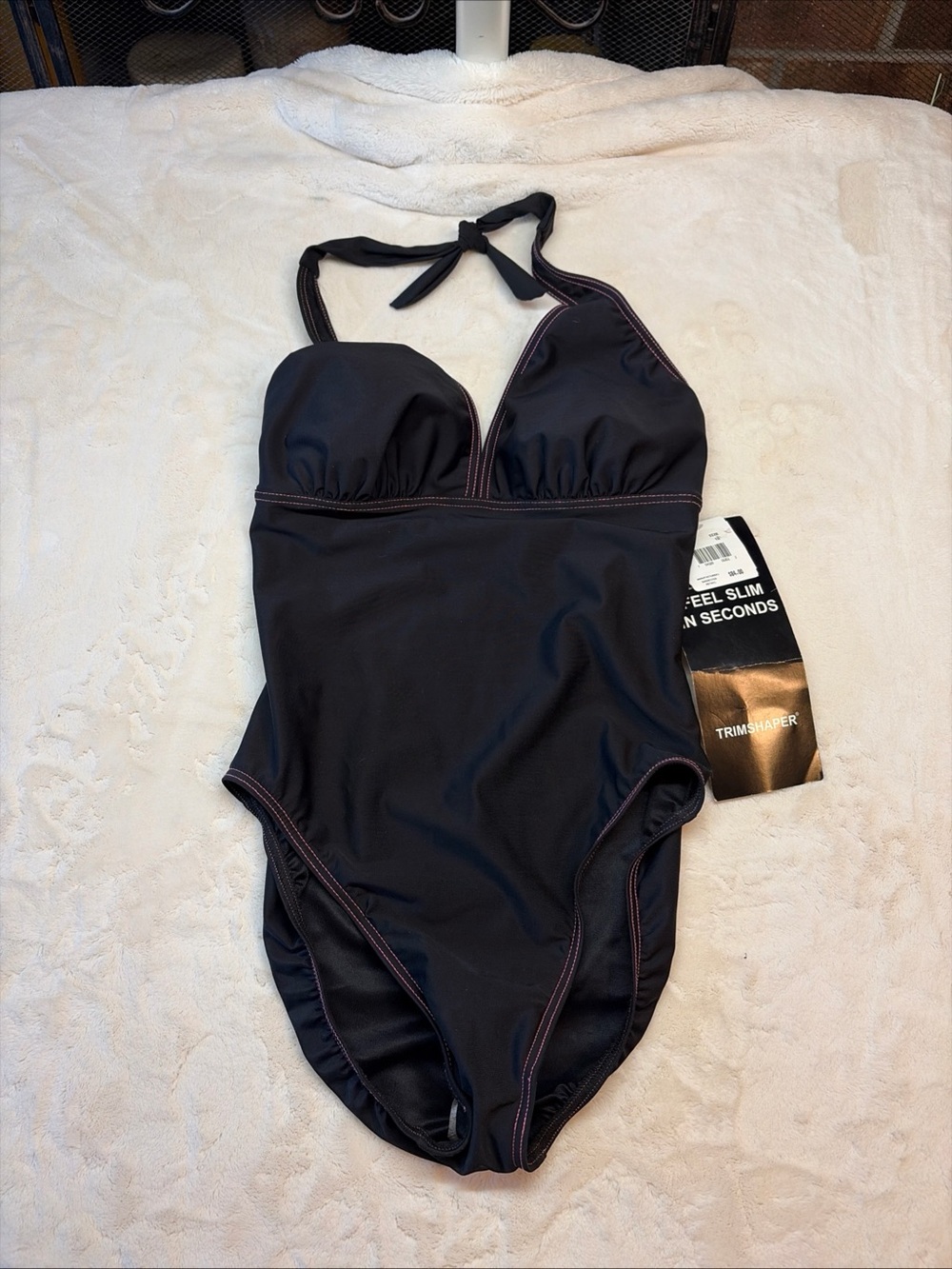 Trimshaper NWT One Piece Women's Swimsuit Pink Stitching Sz 10 (New $84)